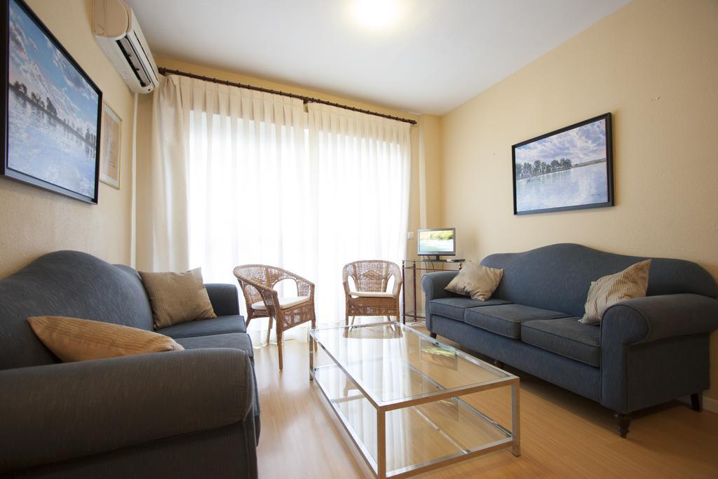 Macarena Flat Daire Sevilla Oda fotoğraf