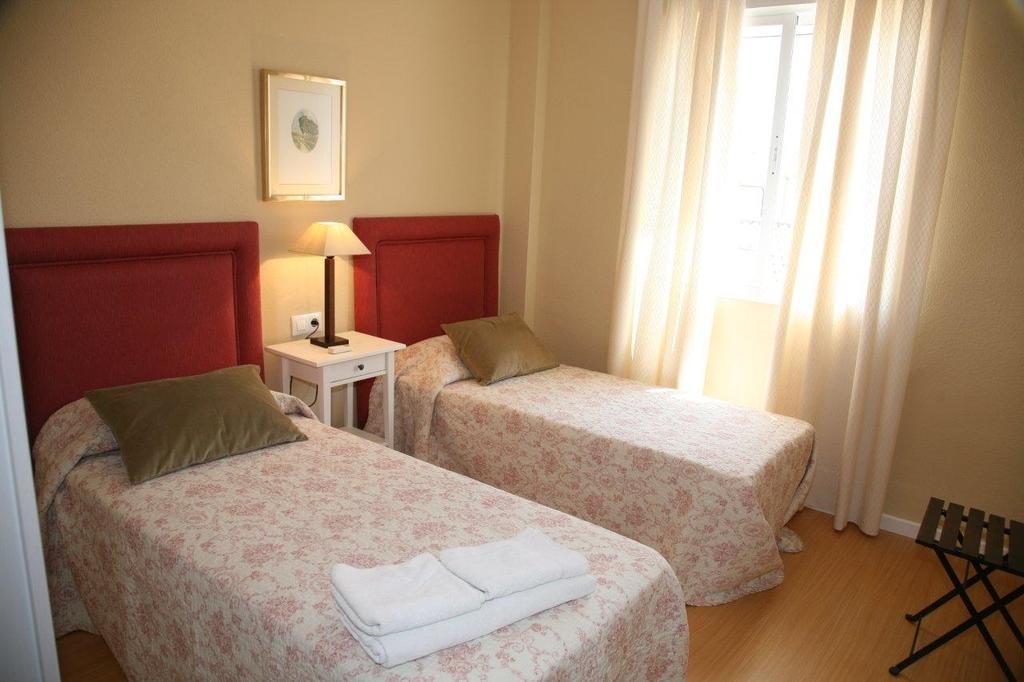 Macarena Flat Daire Sevilla Oda fotoğraf